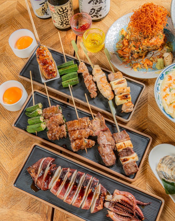 2023東涌酒吧推介｜日本串燒酒吧餐廳FirdBird Japanese Grill & Barn進駐東薈城必點桌上即燒料理、火山熔岩鮭魚卷等