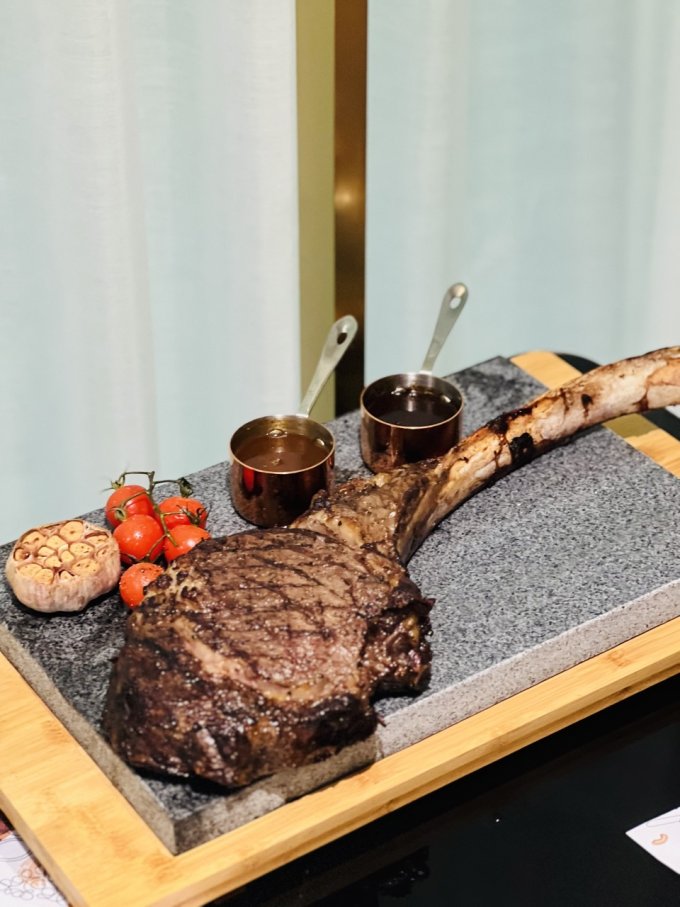 沙田美食推介｜必食外脆內嫩原隻蒜香玉米雞、視覺味覺有驚喜變奏版Tiramisu等2+2 café & bar新菜單