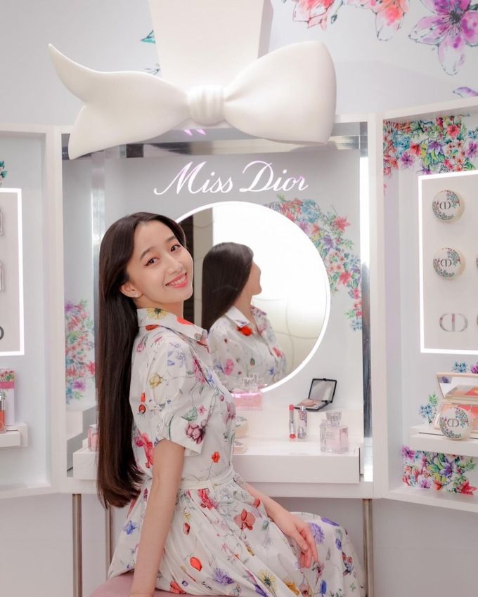 Miss Dior Blooming Boudior 千花化妝間進駐尖沙咀海港城！