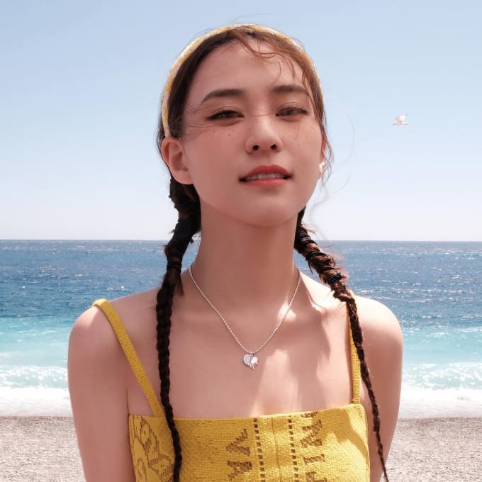 乾皮、敏感肌必學！「最美千金」何超蓮日常美白抗老護膚貼士＋鎮靜減淡細紋好物推介（附網購連結）